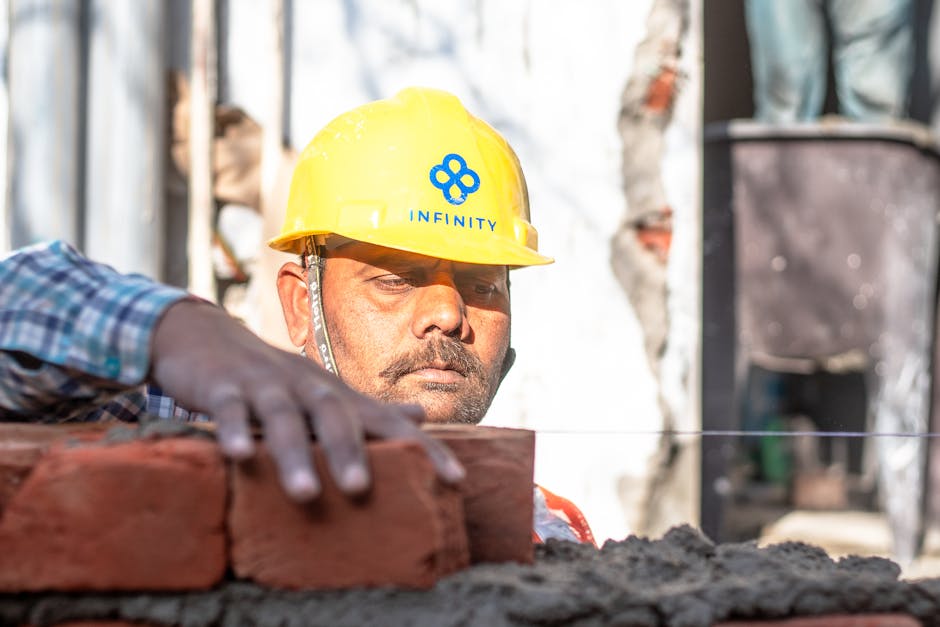 download builder contacts India