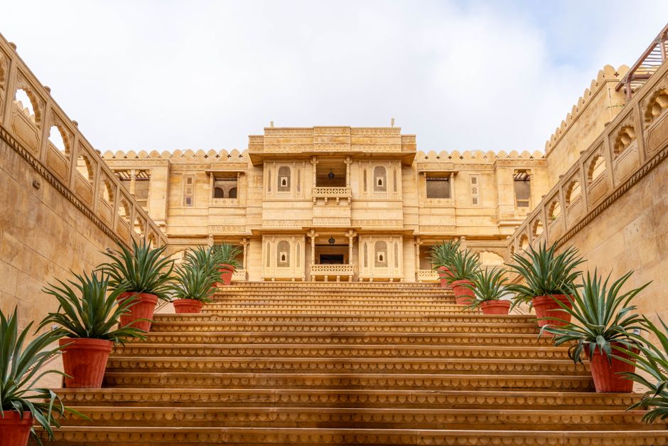 how to find hospitality leads India