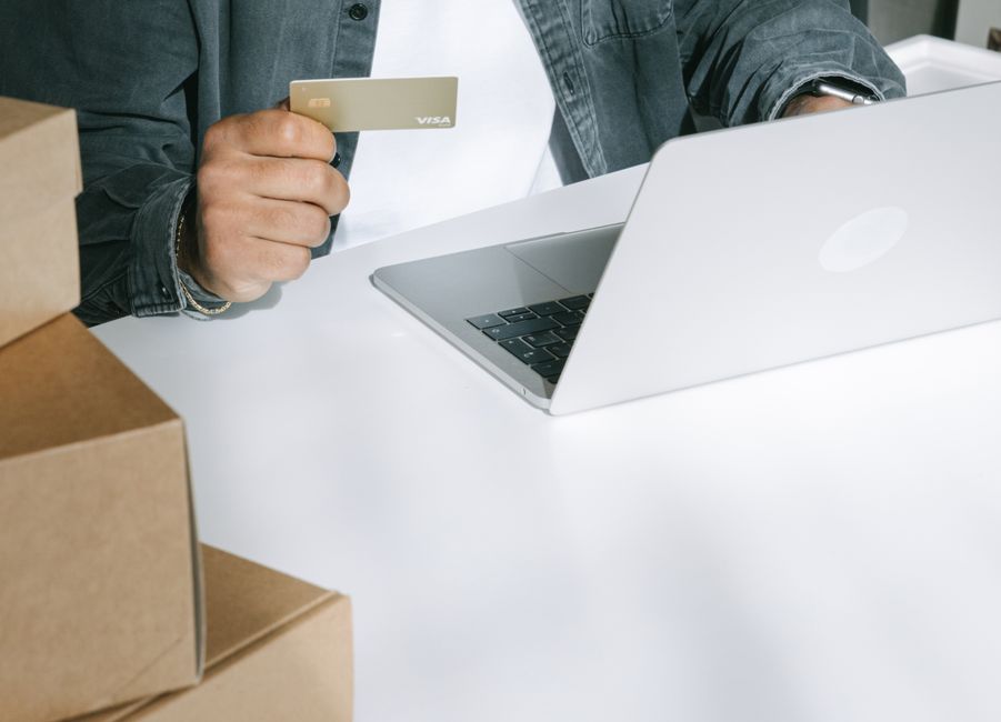 verified ecommerce contacts India uses